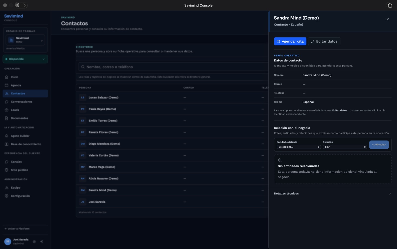 Contactos en Savimind Console, tema oscuro