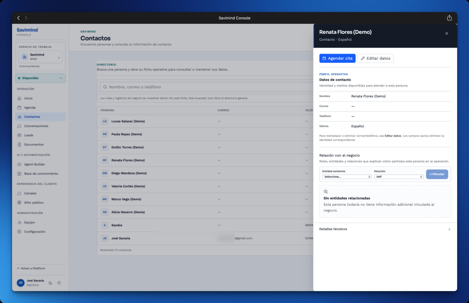 Savimind Console con una ficha de contacto y directorio de personas